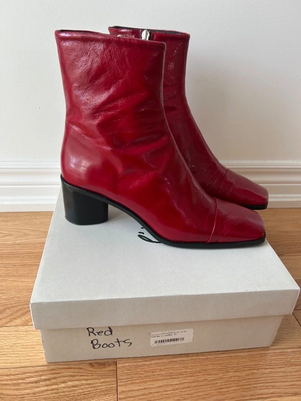 Leather ankle boots - Picture 3 of 4